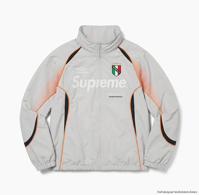 Supreme sporty light gray jacket