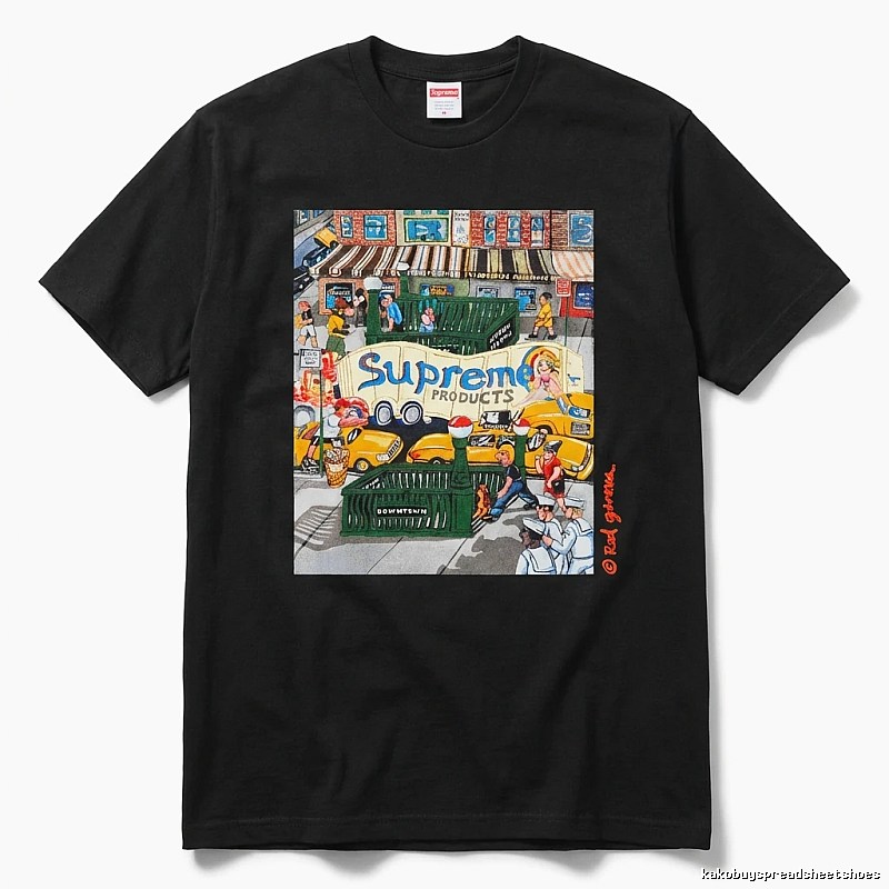 Supreme street style black T-shirt