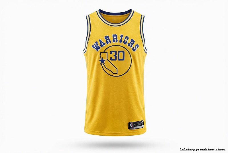 The No. 30 yellow jersey of the Golden State Warriors of Curry.