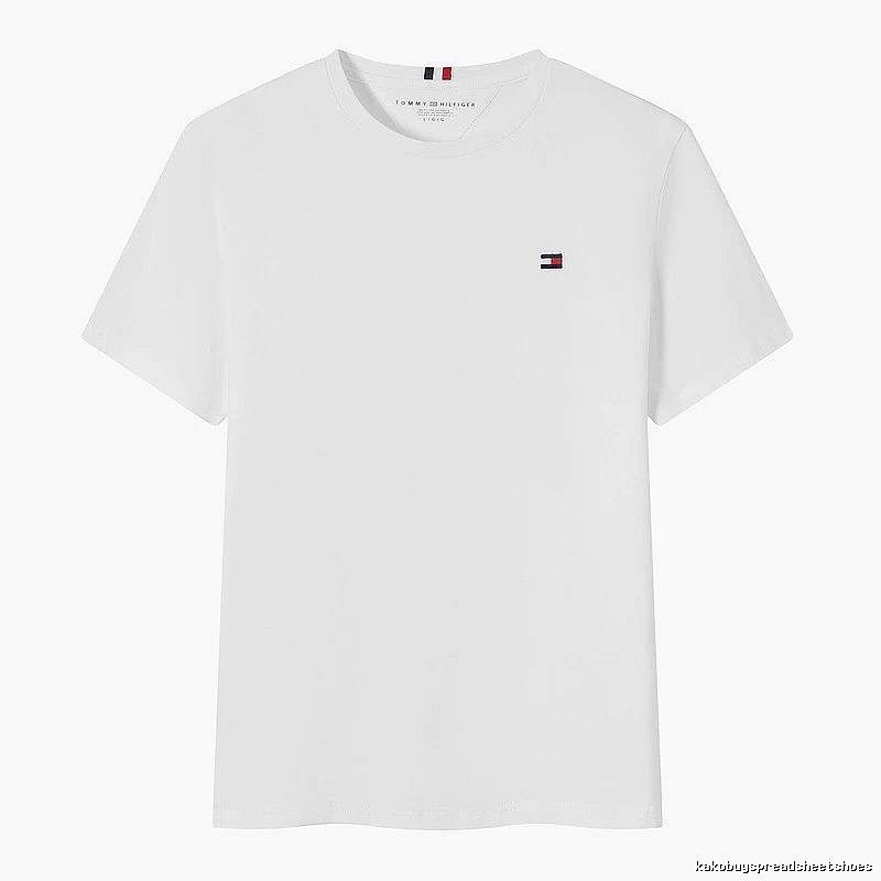 Tommy Hilfiger White Logo T-Shirt Travel Styling