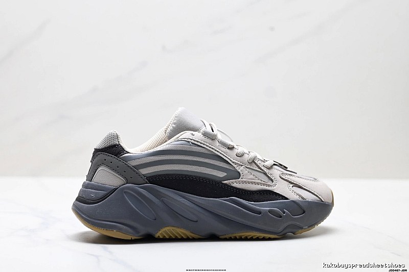 Yeezy 700 Retro Style Gray-Black Athletic Shoes