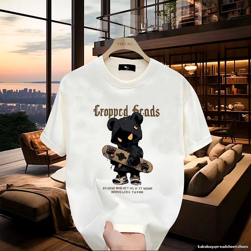YZEEMC Bear Print Dark Style Off-white T-shirt